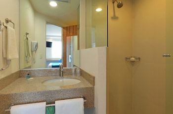 Hotel One Villahermosa 2000