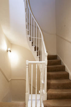 Piccadilly Circus Apartments