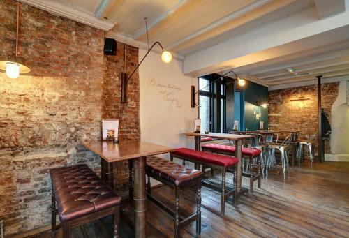 Publove @ Exmouth Arms Euston - Hostel