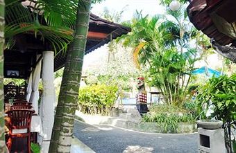 Hotel Puri Dewa Bharata Villas