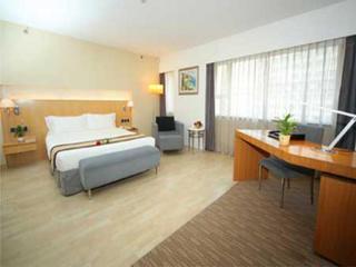 Hotel Beverly Plaza
