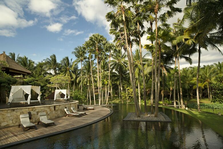 Ubud Village Hotel