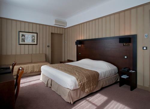 Le Grand Hotel De Tours