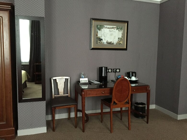Le Grand Hotel De Tours