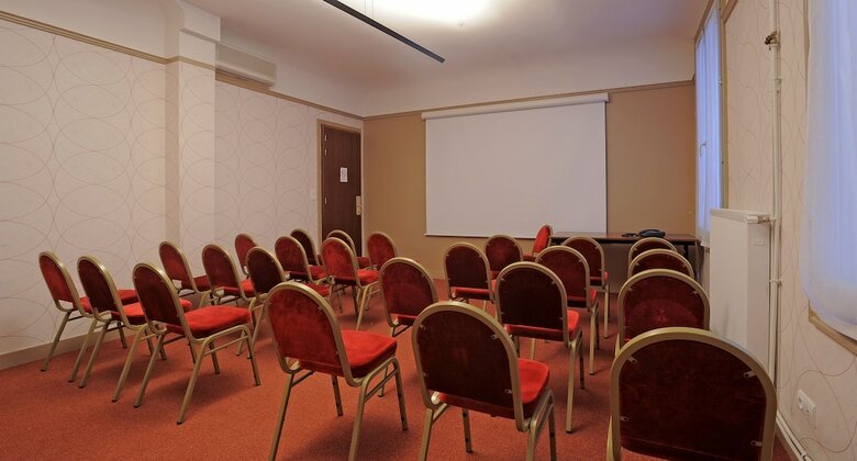 Le Grand Hotel De Tours