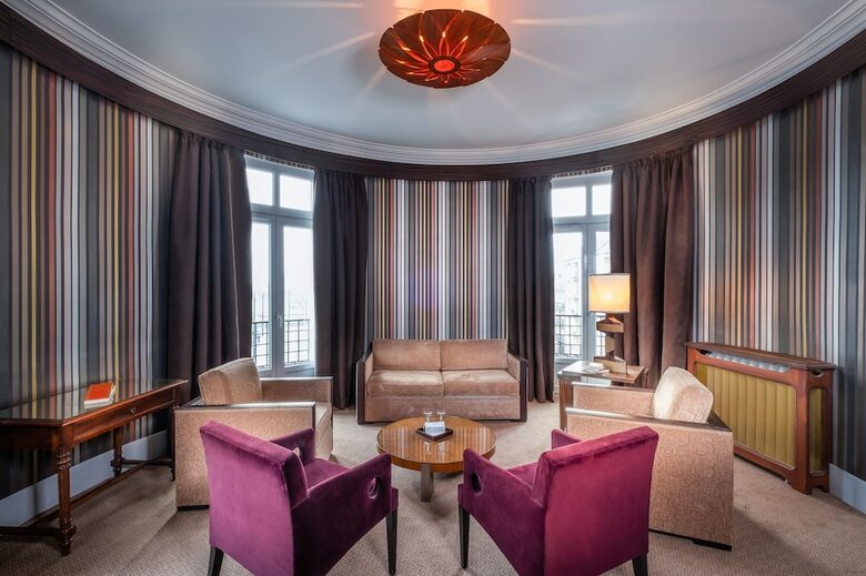 Le Grand Hotel De Tours