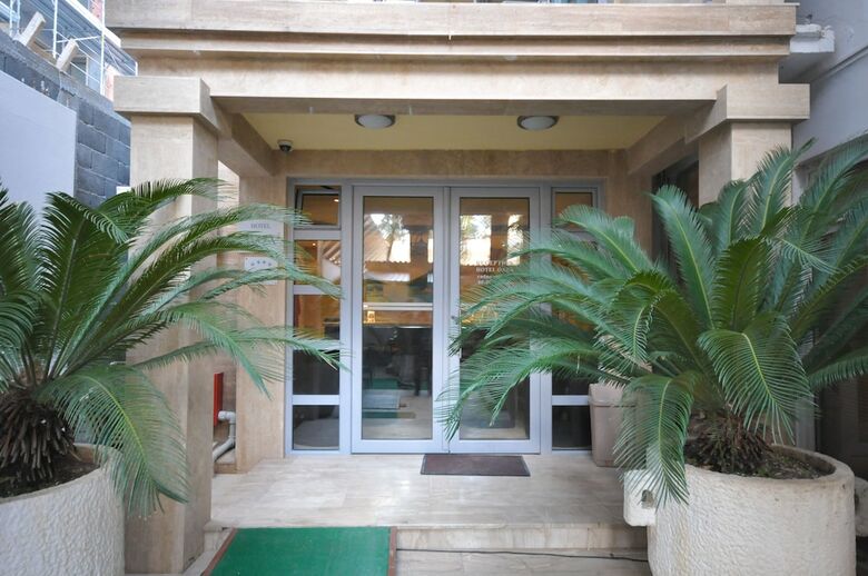 Hotel Oaza