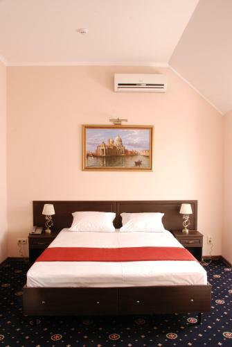 Maximus Hotel