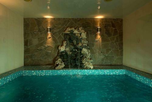 Maximus Hotel