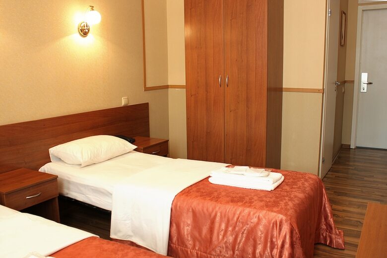 Express Hotel