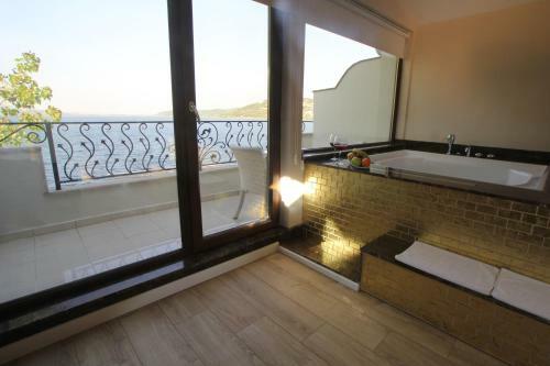 Lale Hotel