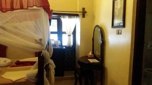 Chavda Hotel