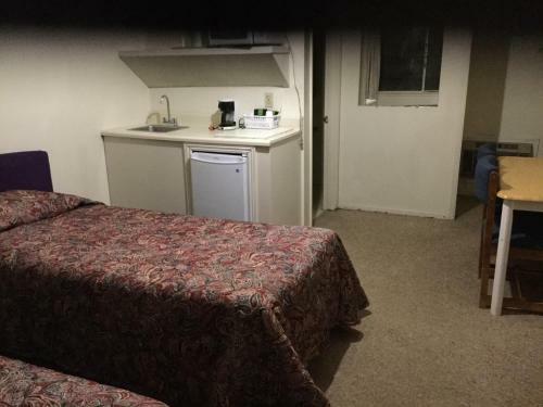 Blue Gum Motel