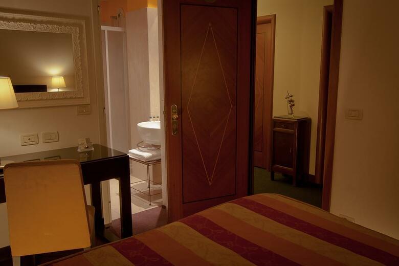 Hotel Arnolfo & Aqua Laetitia Spa And Beauty