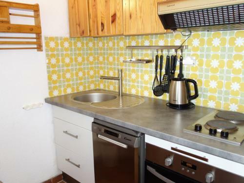 Apartment Les Aigues Marines VII St Cyr Sur Mer