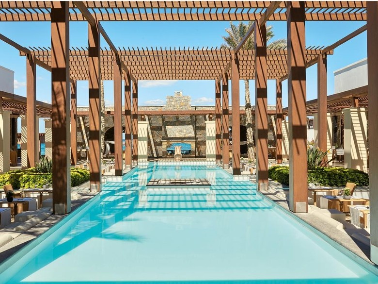 Hotel Amirandes