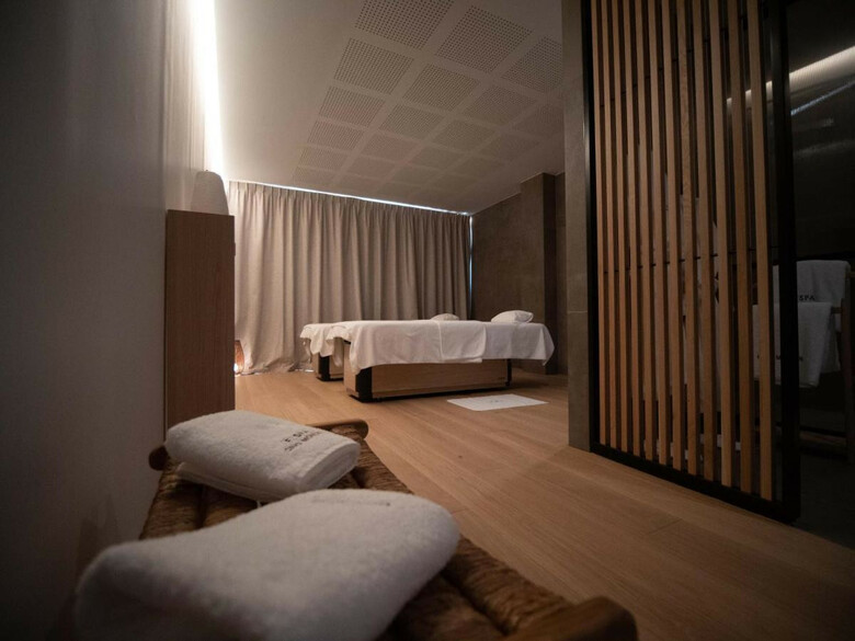 Paxton Spa Hotel Paris Mlv