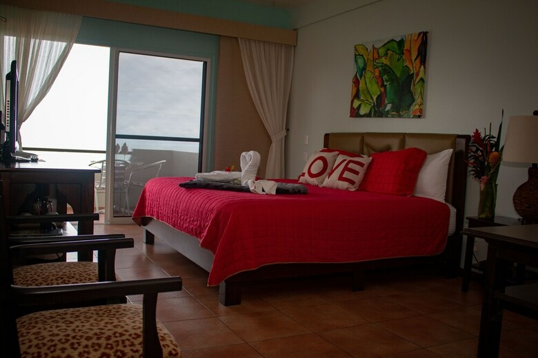 Hotel Whales  And  Dolphins