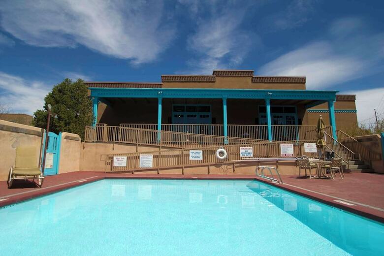 Hotel Villas De Santa Fe