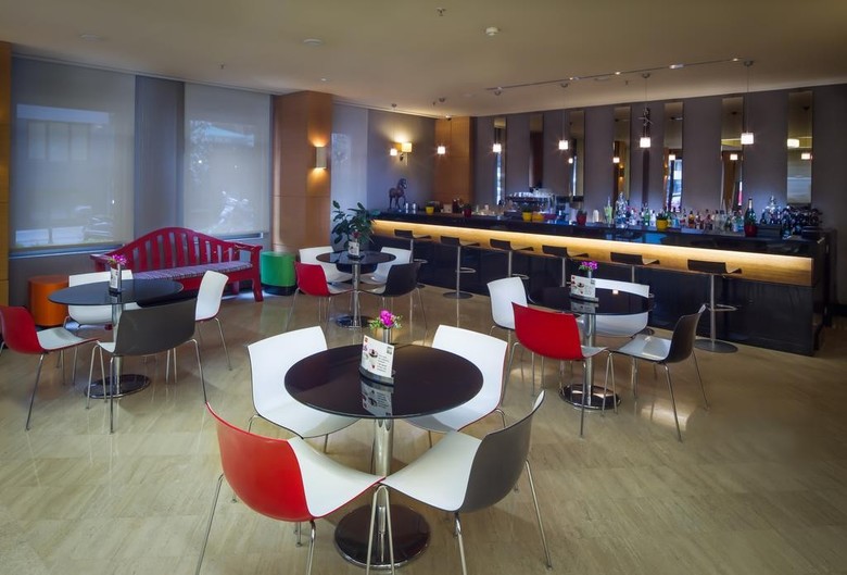 Midtown Hotel