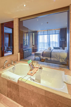 Doubletree By Hilton Hotel Guangzhou Science City