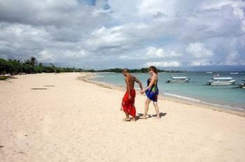 Hotel The Beverly Hills Bali