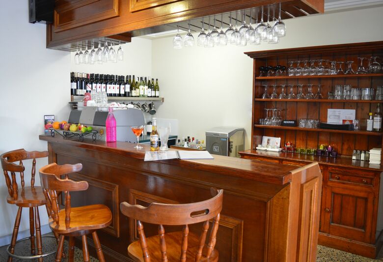 Hotel Cairns Queenslander