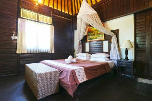 Mega Cottage