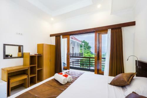 Nyuh Gading Home Stay