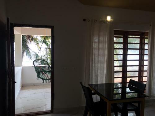 Kizhunnarocks Beach Resort