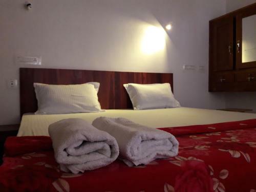 Kizhunnarocks Beach Resort