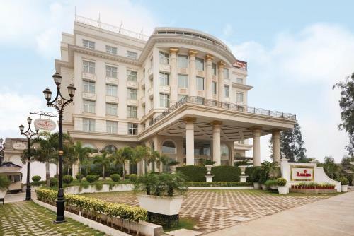 Hotel Ramada Plaza, Chandigarh, Zirakpur