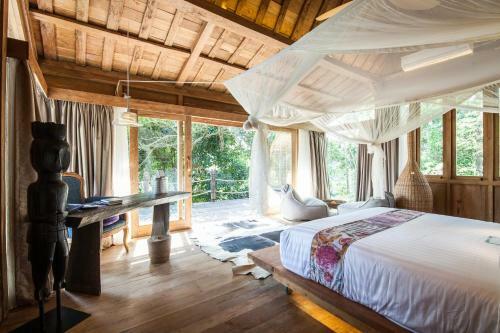 Hotel Blue Karma Resort