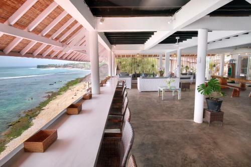 Hostal Bali Surf Villa