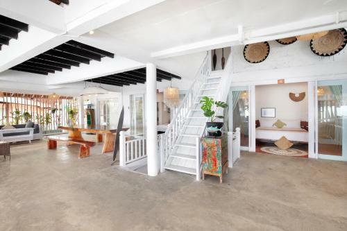 Hostal Bali Surf Villa