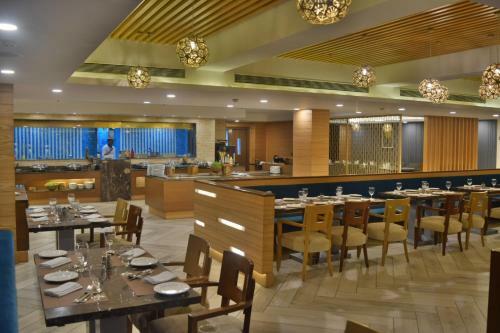 Hotel Country Inn & Suites By Radisson Jammu