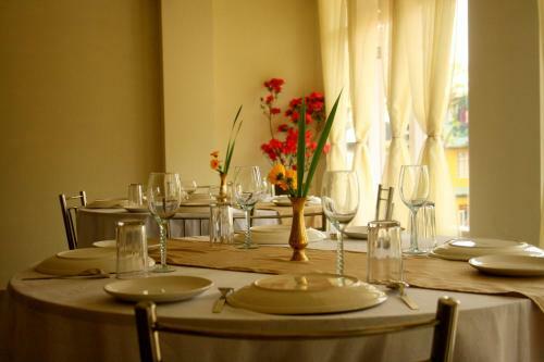 Hostal Shikher Guest House