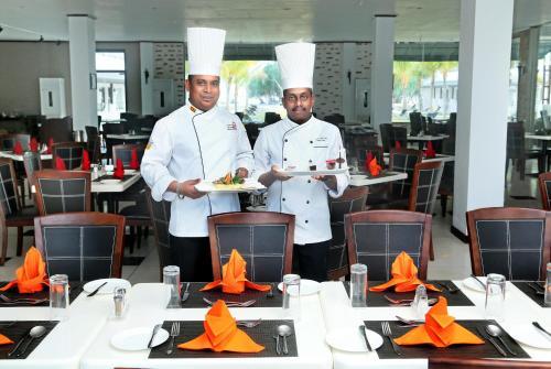 Hotel Coco Royal Beach Resort