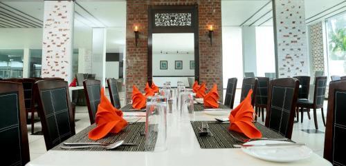 Hotel Coco Royal Beach Resort