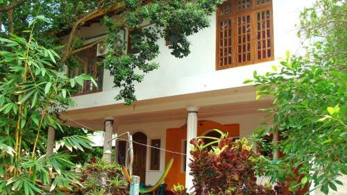 Rupa's Hotel