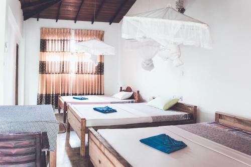 Rupa's Hotel