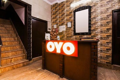 Oyo 18598 Hotel Satya Palace