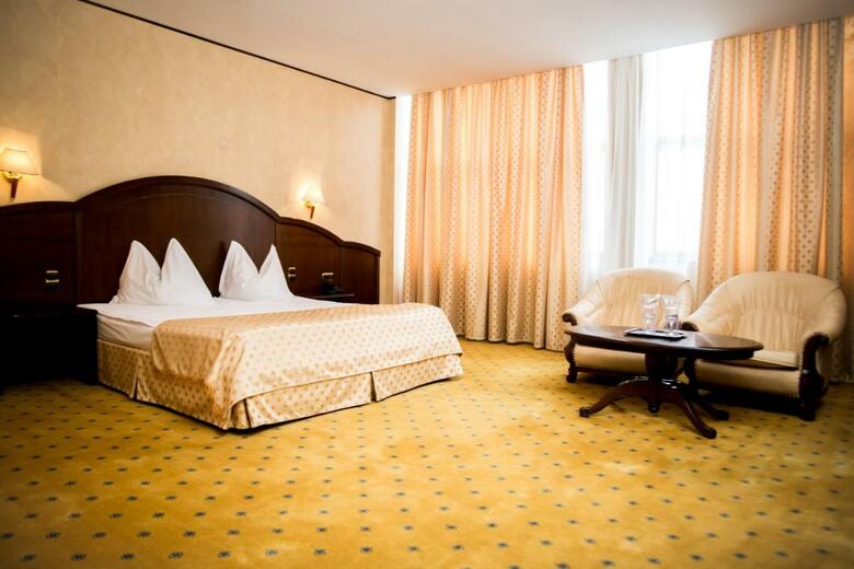 Hotel President