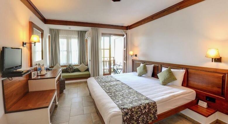 Hotel Montana Pine