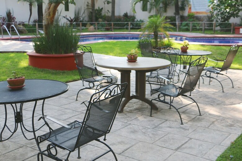 �urea Hotel And Suites