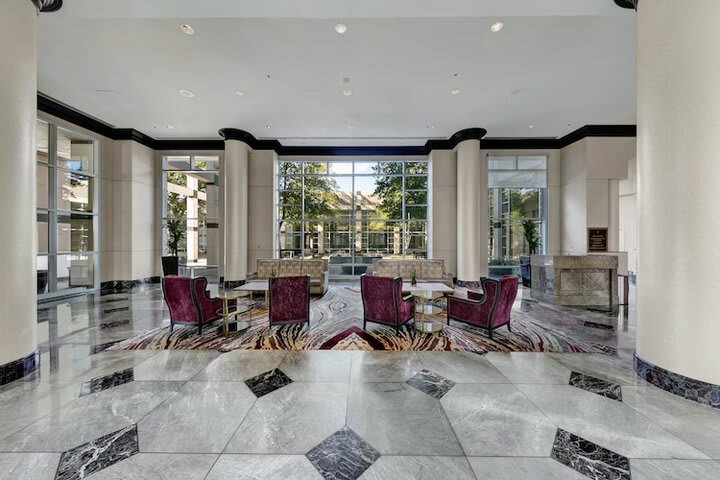 Hotel Omni Dallas Park West