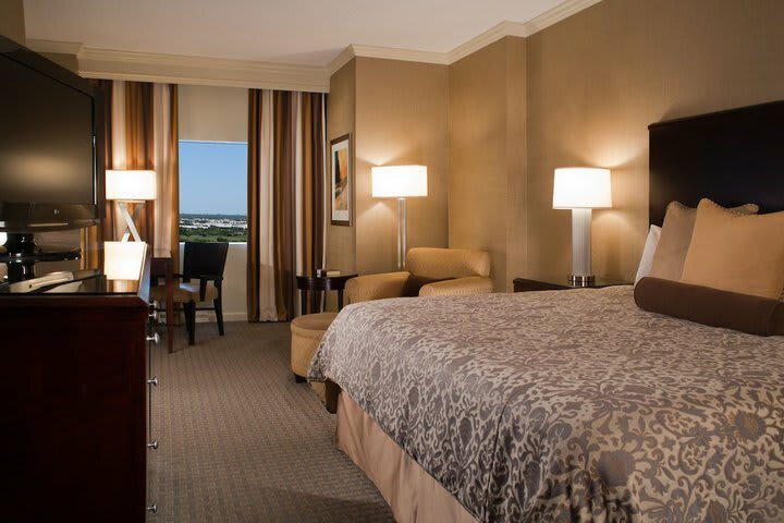 Hotel Omni Dallas Park West