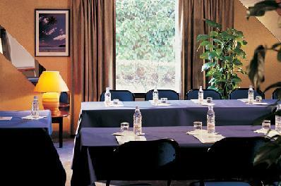 Hotel Median Chatillon
