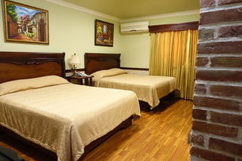 Hotel Platino (.)