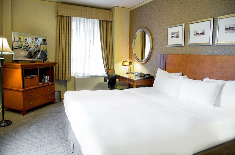Executive Hotel Pacific